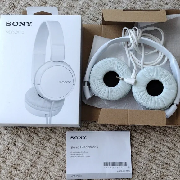 Sony Headphones - Picture 4 of 14